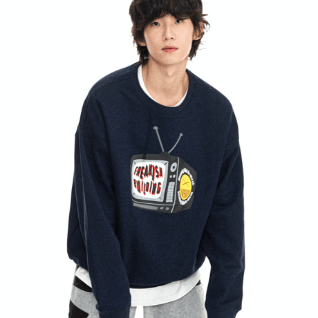 『FREAKISH BUILDING』 silly tv sweatshirt (Navy)