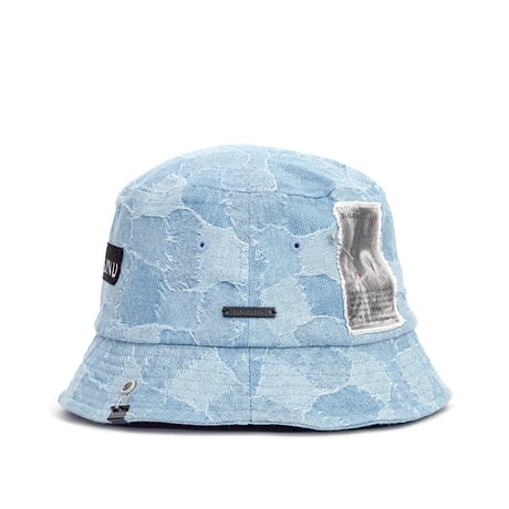 『BLACKBLOND』   the apparition patchwork denim bucket hat (Light Blue)