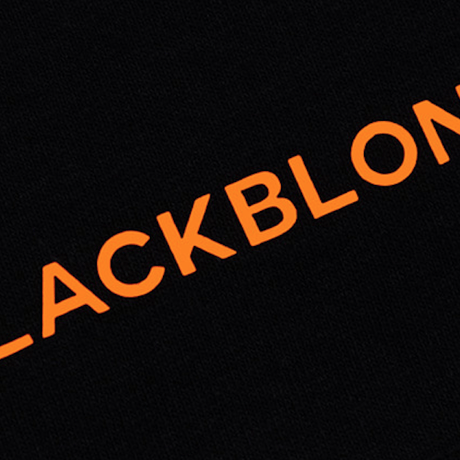 『BLACKBLOND』  スマイルロゴショートスリーブ Tシャツ(Black)