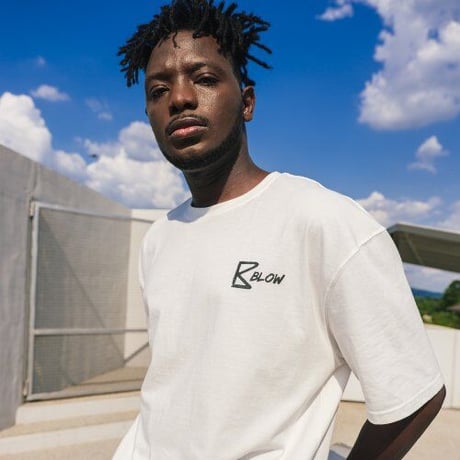 『BLOW』  シグネチャーレッドロゴ Tシャツ