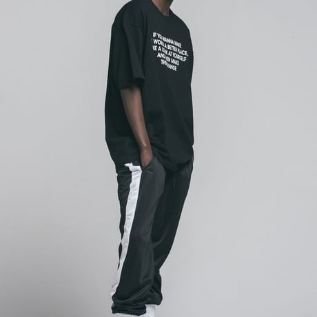 『Verynineflux』  インストラクション  Tシャツ (Black)