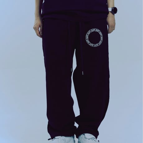 『CHAP CHAP』 　サークルチャップロゴスウェットパンツ (Black)