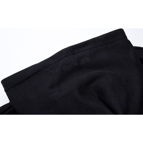 『BLACKBLOND』 　マジェスティックレフレクションロゴパーカー (Black)