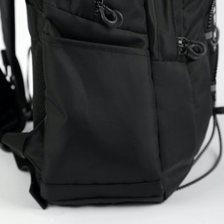 『VETEZE』 　デラックスリュック (Black)