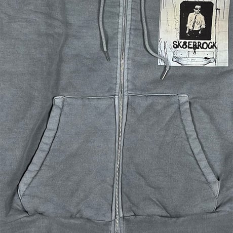 『SK8ER ROCK』 　scribble padded pigment sweat hood zip-up (Gray)