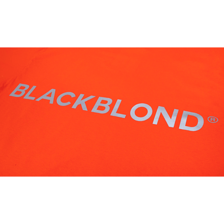 『BLACKBLOND』 　リフレクションクラシックスマイルロゴロングスリーブ Tシャツ (Orange)