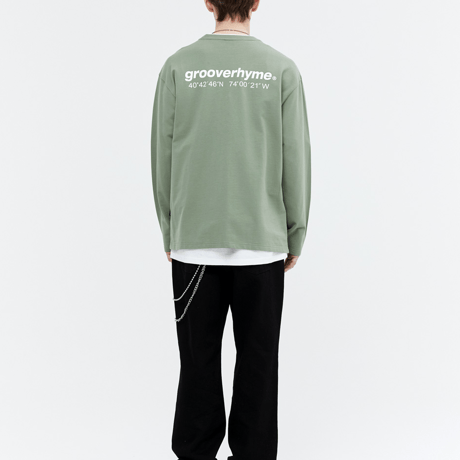 『grooverhyme』 　NYC ロケーションロングスリーブ Tシャツ (Light Khaki)
