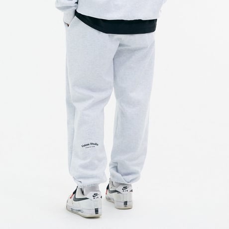 『VETEZE』 　メッセージジョガーパンツ (Light Grey)