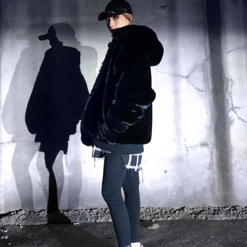 Blackblond Reversible Fur Hood Jacket (Black) |