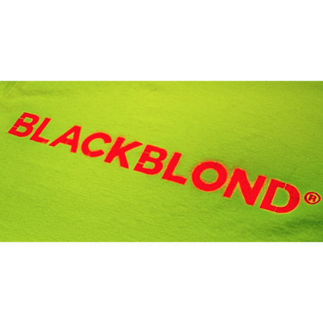 『BLACKBLOND』 　クラシックススプレーロゴ半袖 Tシャツ (Neon)