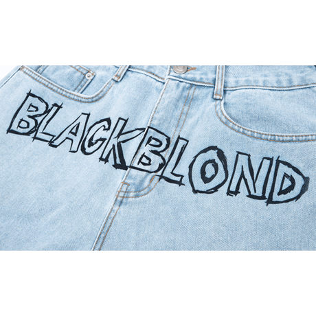 『BLACKBLOND』 　ボーダーグラフィティースマイルロゴデニムパンツ (Light Blue)