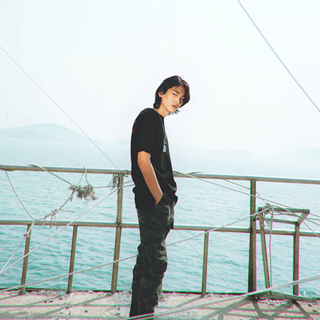 『LOUPS BLANCS』 ホットスタッフボートネック Tシャツ (Black)