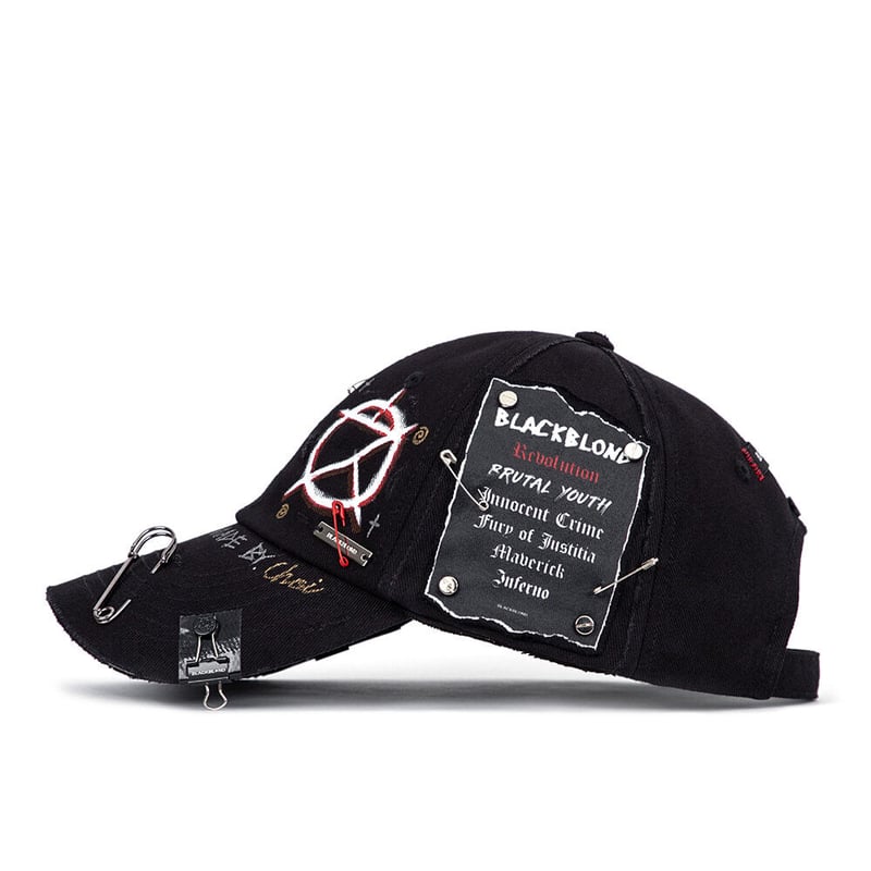 黒い軍用キャップ 金色エンブレム付き 59FIFTY ニューヨーク ヤンキース 大きいサイズ 8 キングオブ