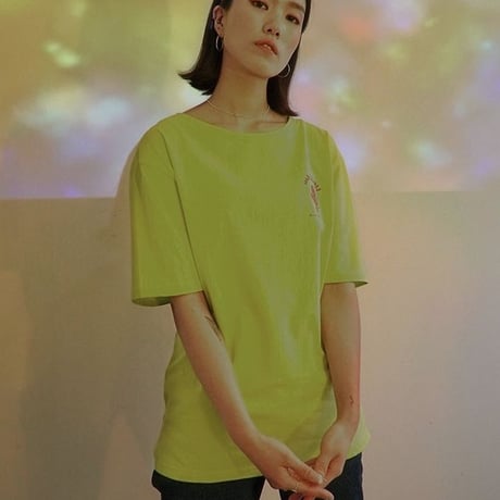『LOUPS BLANCS』 ホットスタッフボートネック Tシャツ (Neon)