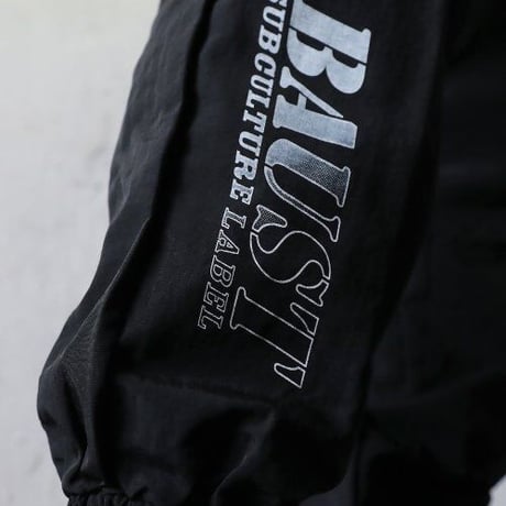 『BAUST』 ジッパーダブルポケットジョガーパンツ (Black)