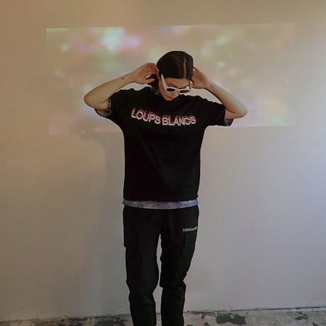 『LOUPS BLANCS』  ダブルロゴグラフィック半袖 Tシャツ (Black)