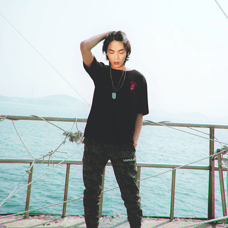 『LOUPS BLANCS』 ホットスタッフボートネック Tシャツ (Black)