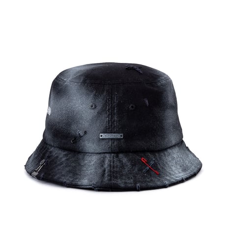 『BLACKBLOND』  ripped sprayed custom border graffiti logo bucket hat (Black)