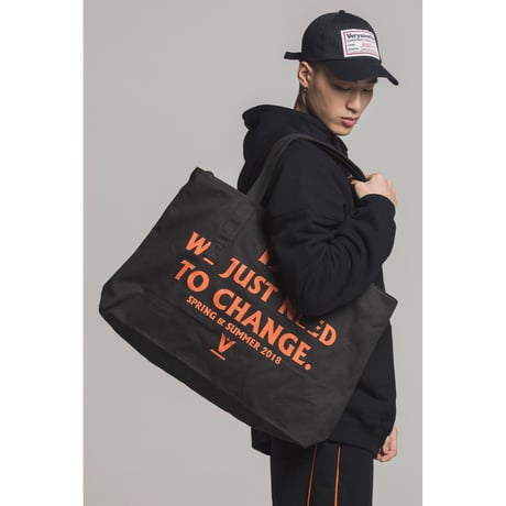 『Verynineflux』 マルチグレートバッグ (Black-Orange)