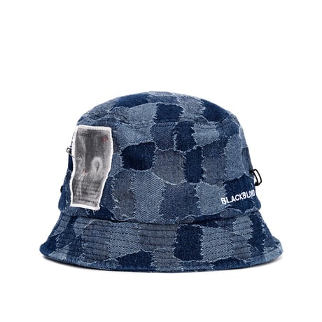『BLACKBLOND』   the apparition patchwork denim bucket hat (Blue)
