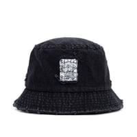 『BLACKBLOND』   ripped custom disorder patch denim bucket hat (Black)