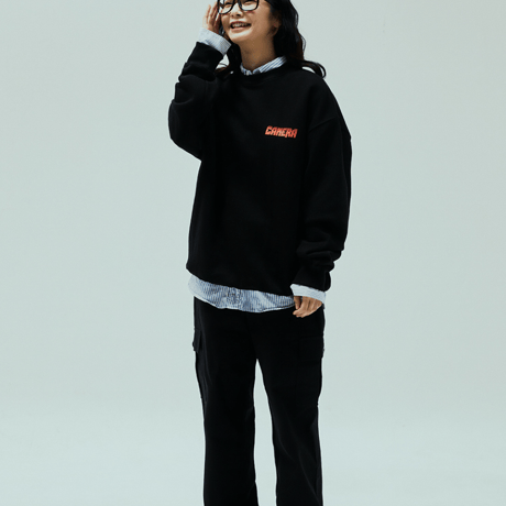 『CANERA』　シンボルスウェットシャツ (Black)