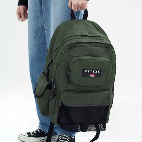 『VETEZE』 　レトロ MA-1 リュック (Khaki)