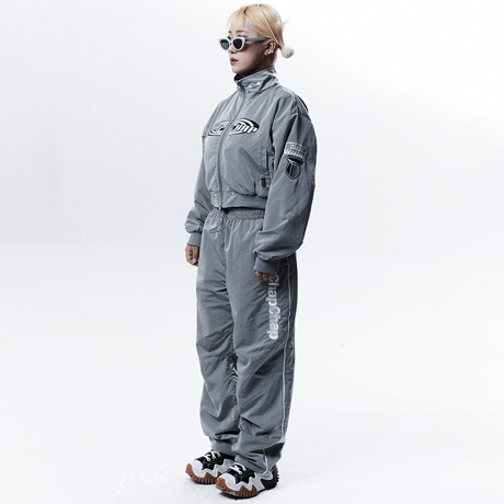 『CHAP CHAP』 　トルネードロゴナイロンパンツ (Blue Grey)