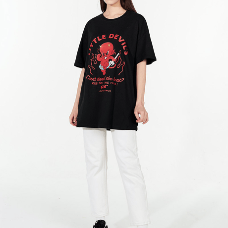 『LOUPS BLANCS』  Little Hot Stuff Ver.1 Oversize Half T-shirt  (White, Black)