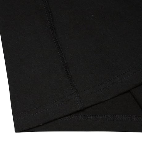 『Verynineflux』 パッチリバース Tシャツ (Black)