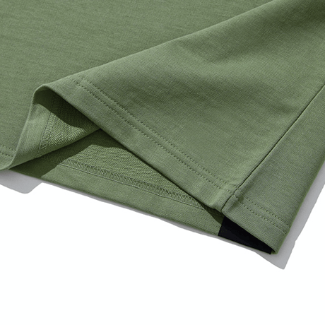 『grooverhyme』 　NYC ロケーションロングスリーブ Tシャツ (Light Khaki)
