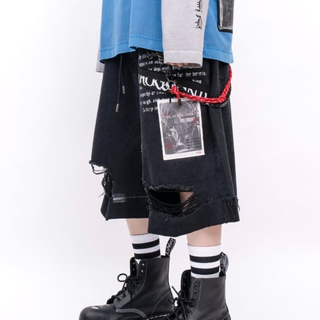 『BLACKBLOND』  Chaos Patch Fold Up Denim Shorts (Black)