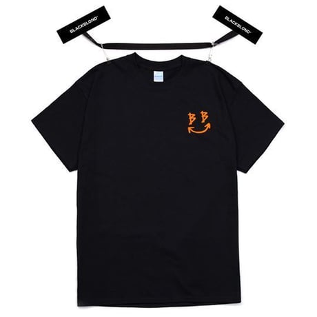 『BLACKBLOND』  スマイルロゴショートスリーブ Tシャツ(Black)