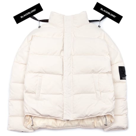 『BLACKBLOND』 　パッチショートダックダウンジャケット (Ivory)