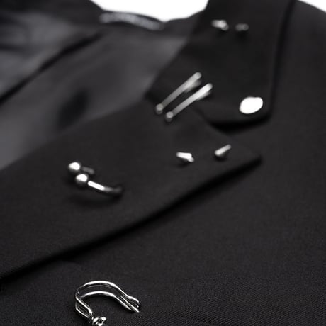 『BLACKBLOND』　graffiti logo plercing blazer (Black)