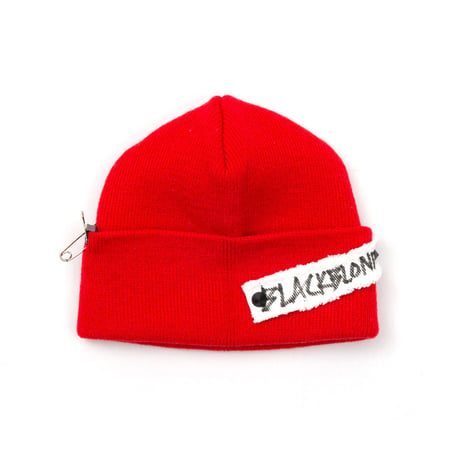『BLACKBLOND』    サイドパッチショートニットキャップ (Red)