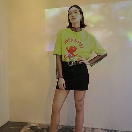 『LOUPS BLANCS』 ホットスタッフスケボーショートスリーブ Tシャツ (Neon)