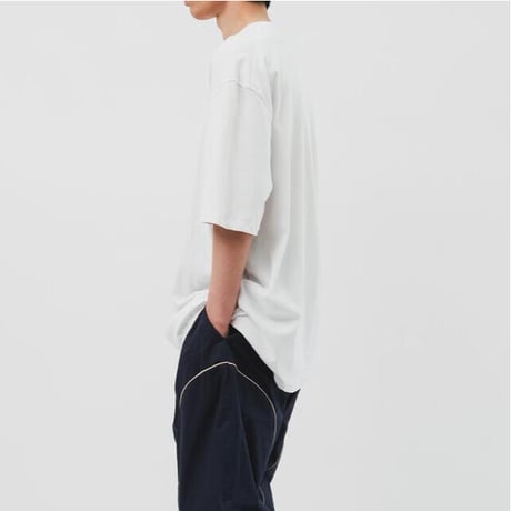 『HIFIFNK』  アングルデジタルプリントTシャツ (White、Charcoal)