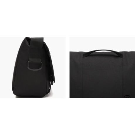 『VETEZE』 　ニュートロクロスバッグ (Black)