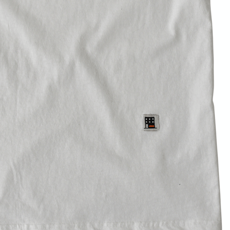 『FREAKISH BUILDING』 マラソンショートスリーブ Tシャツ (White)