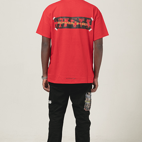 『BLACKBLOND』 イノセントクライムショートスリーブ Tシャツ (Red)