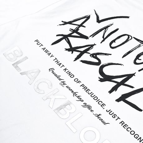 『BLACKBLOND』　rascal t-shirt (White)