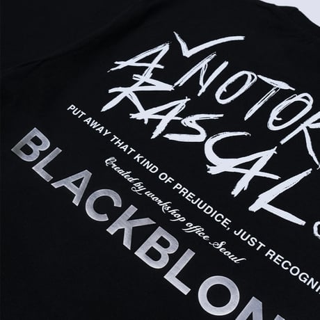 『BLACKBLOND』　rascal t-shirt (Black)