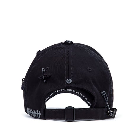 『BLACKBLOND』  リップトカスタムペルソナグラフィティーロゴキャップ (Black)