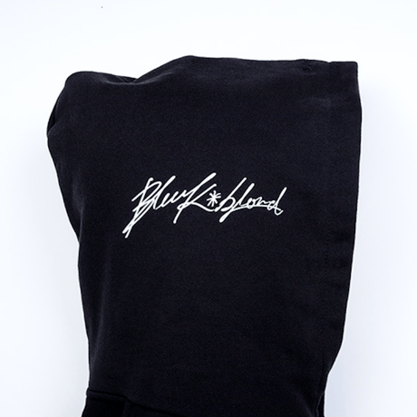 『BLACKBLOND』 　ブラックブロンドコレクションパーカー (Black)