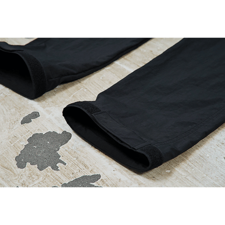 『LOUPS BLANCS』  ホログラムロゴカーゴパンツ  (Black)
