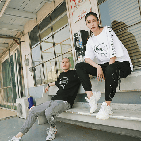 『BAUST』  ラベルモチーフスカルショートスリーブ Tシャツ (White)