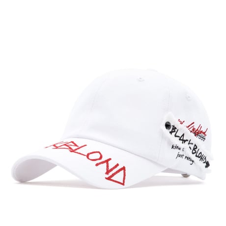 『BLACKBLOND』  　スローガンパッチグラフィティーロゴキャップ (White)