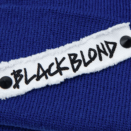 『BLACKBLOND』   Side Patch Long Beanie