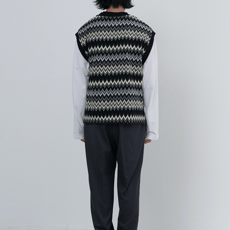 『 BY:L 』 　パルスニットベスト  (Black)